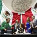 La vicepresidenta de la Cámara de Diputados, Dolores Padierna Luna hace un reconocimiento a los más de 2 millones de maestros.