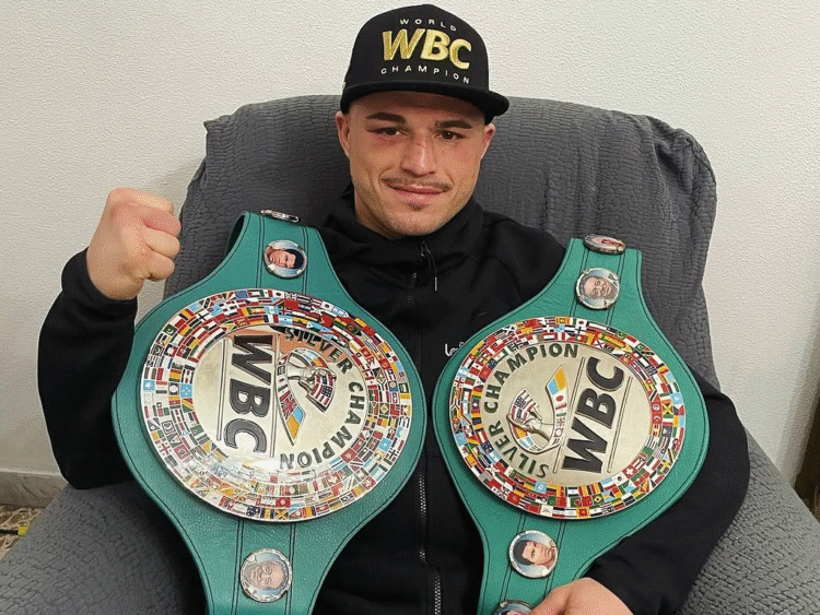 Michael Magnesi quiere ser campeón del Consejo Mundial de Boxeo.