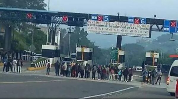 La movilización de la CNTE iniciará a las 9:00 horas, en la caseta de cobro de Chiapa de Corzo-San Cristóbal de Las Casas. AMEXI/FOTO/ Redes sociales. Archivo