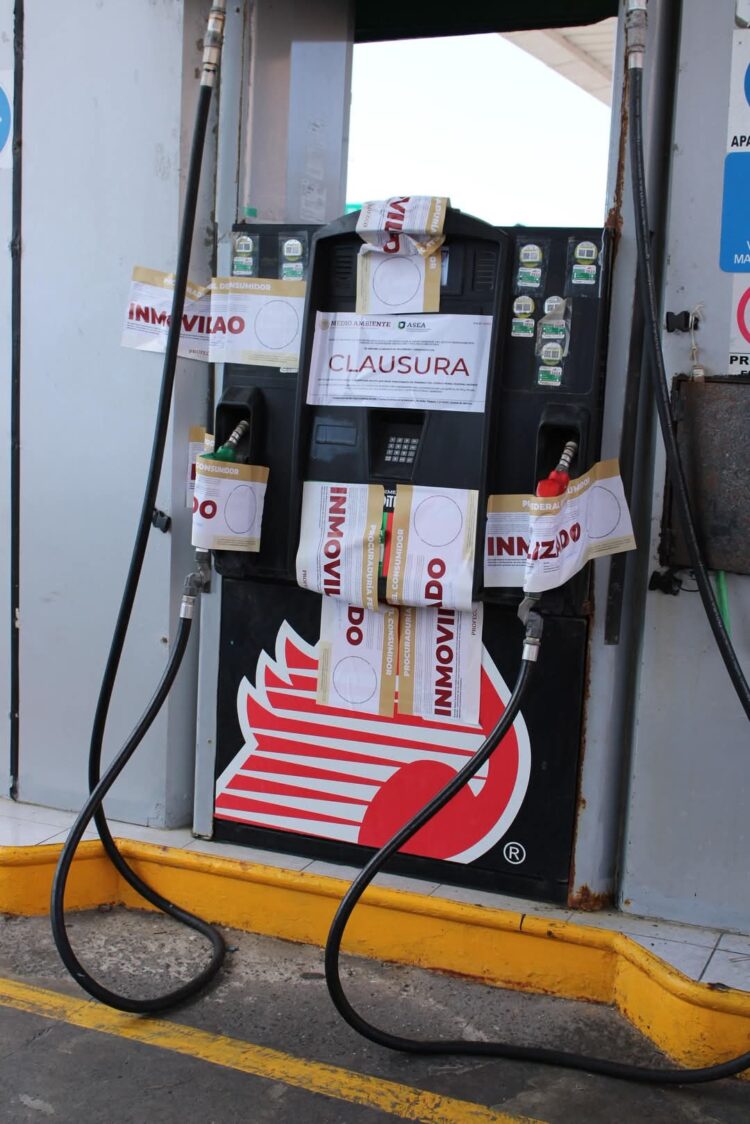 Profeco, junto con la Agencia de Seguridad Energía y Ambiente (ASEA), realizó un operativo en gasolineras del puerto de Veracruz.
