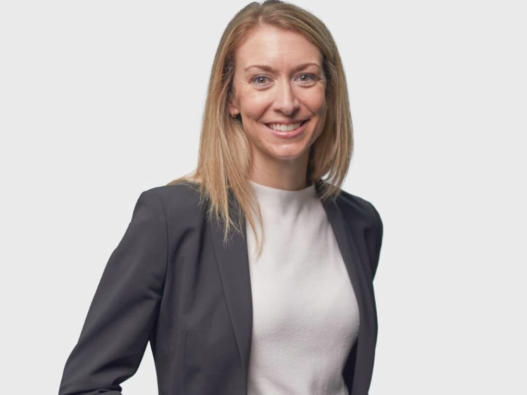 Alyssa Iyer, directora de producto en Lynx Tech. Bancos mexicanos presuntamente implicados en lavado de dinero.