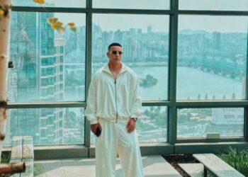 ¿Se cocina colaboración histórica entre Daddy Yankee y BTS?