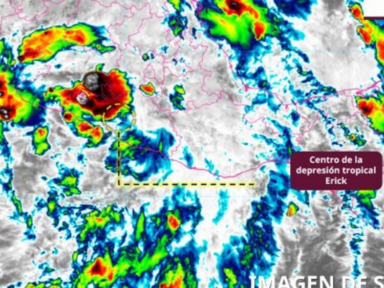 Erick permanece en Guerrero, ahora como depresión tropical | AMEXI/FOTO: X @conagua_clima