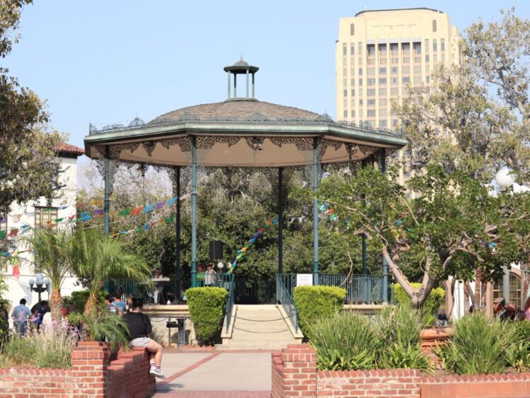 Plaza Olvera de Los Ángeles, California