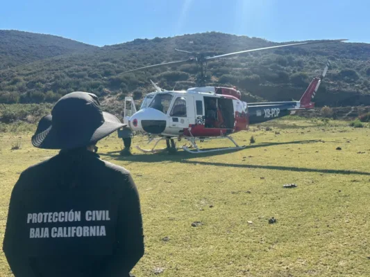 El avance en las labores de contención del incendio se logra principalmente por el uso de aeronaves contratadas por el Gobierno del Estado.