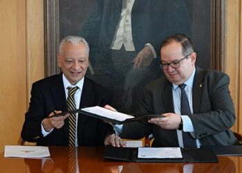 La UNAM y Pemex firmaron un acuerdo para la investigación y desarrollo científico y tecnológico. Promocionarán talento universitario.