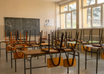 Llegan las vacaciones de verano y estos son los riesgos de salud y hasta de ciberseguridad