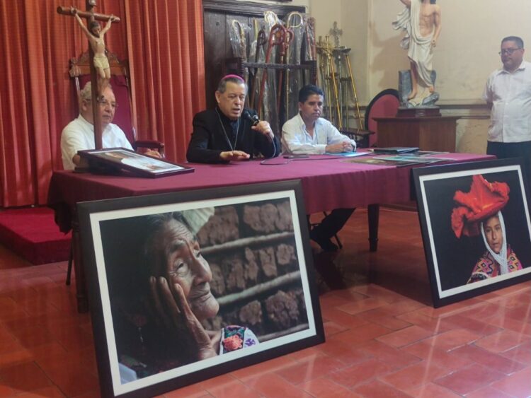 Celebran jesuitas centenario en Yucatán con exposición fotográfica, concierto y misa solemne. AMEXI