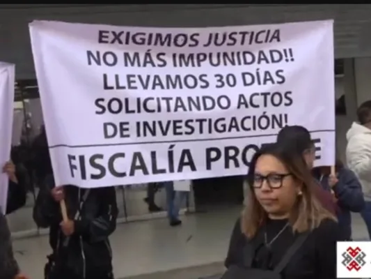 Familiares y amigos de Berenice Giles exigen que se investigue a las empresas organizadoras del Axe Ceremonia (VIDEO)