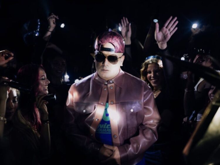 Wisin lanza videoclip de "De Noche y de Día", una tema cargado de energía y sensualidad