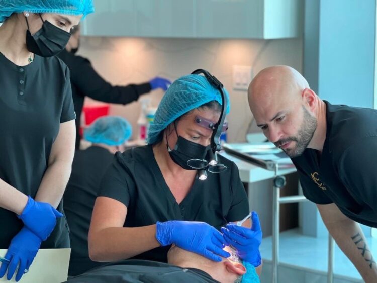 El relleno dérmico sirve para rejuvenecer el rostro, pero cuidado con la migración del filler: Dr. Eduardo Cardona