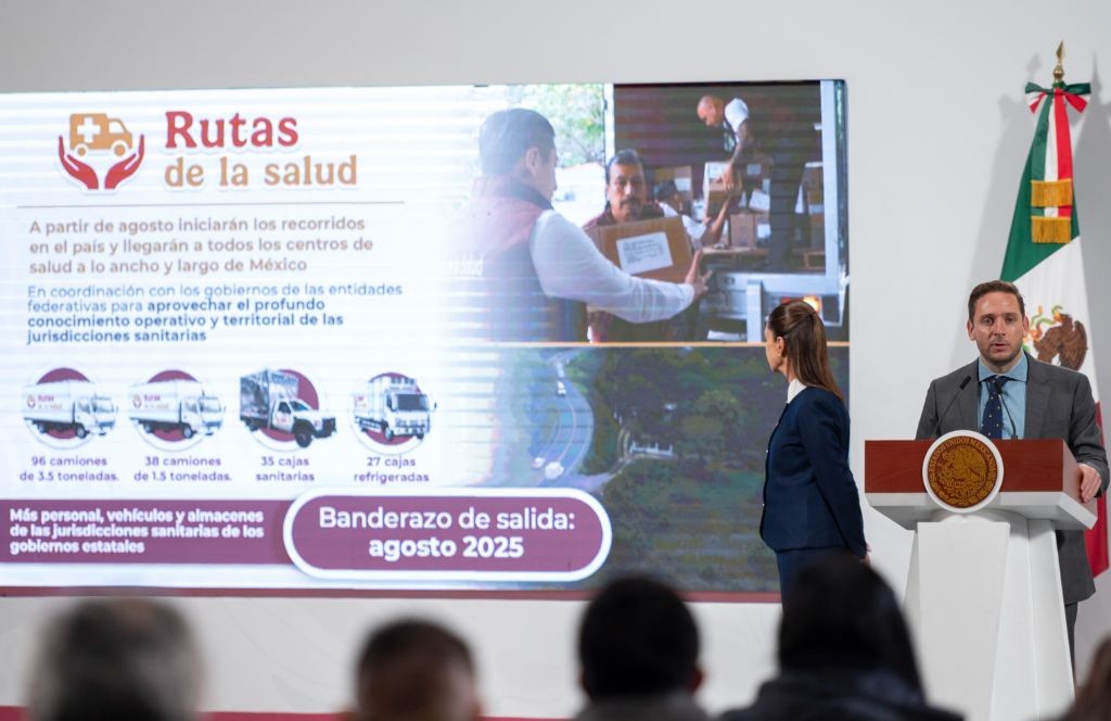 Eduardo Clark García Dobarganes, anuncia programa Rutas de la Salud. Presidencia