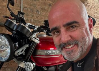 “El Estaca” sufre un aparatoso accidente vial | AMEXI/FOTO: IG @jrsestaca