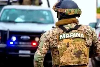 Policías