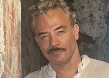 Sergio Sendel tiene encontronazo con la chef Betty en el estreno de Top Chef Vip 2025 | AMEXI/FOTO: IG @sergiosendel.oficial