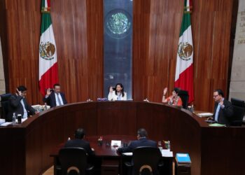 TEPJF ordena a Instituto Nacional Electoral (INE) restituir triunfo a 15 juzgadores electos que incumplen con promedio escolar.