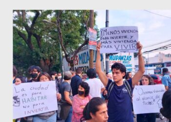 Tercera marcha contra la gentrificación. AMEXI