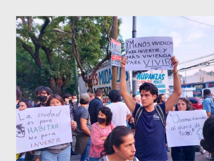 Tercera marcha contra la gentrificación. AMEXI