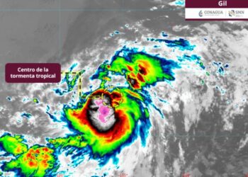 Tormenta tropical Gil en el océano Pacífico, frente a las costas de la península de Baja California. Foto SMN