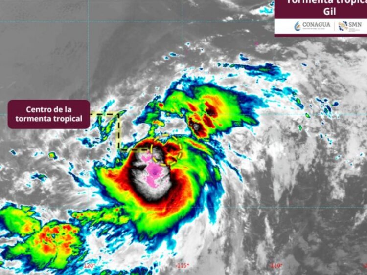 Tormenta tropical Gil en el océano Pacífico, frente a las costas de la península de Baja California. Foto SMN