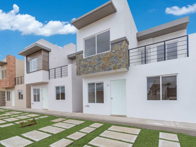 Vinte crece 11% en utilidad neta en 1er semestre de 2025: consolida su fusión con Javer