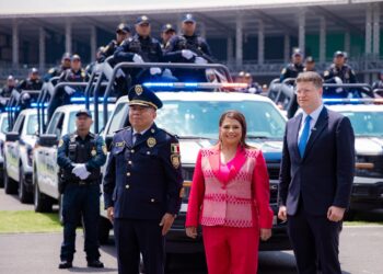 Fortalece Brugada estrategia de seguridad con entrega de más de 3 mil patrullas