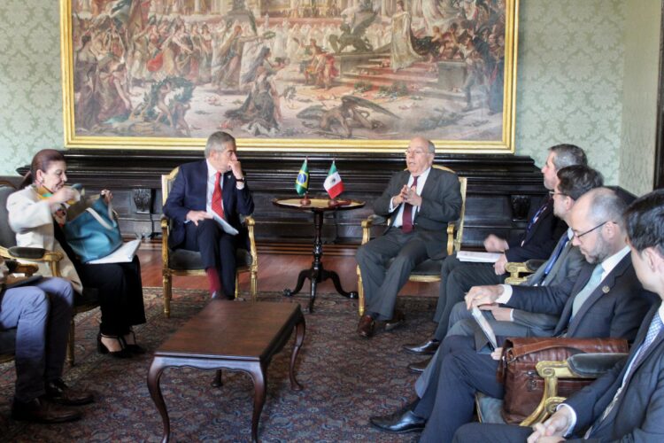 En el marco de la XVII Cumbre de Líderes de los BRICS, el canciller mexicano Juan Ramón de la Fuente dio inicio a una serie de reuniones.
