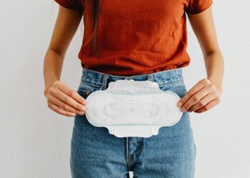 ¿Tu shampoo o esmalte afecta tu fertilidad? Esto dicen los expertos