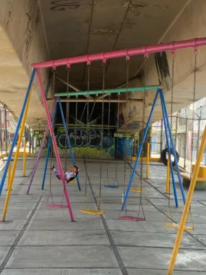 Las y los niños tienen derecho a jugar.