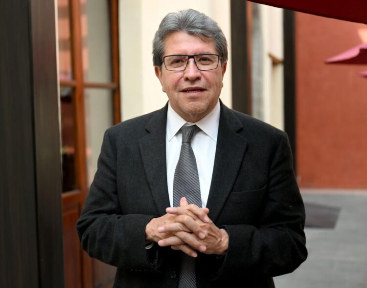 El líder de los diputados de Morena, Ricardo Monreal Ávila respaldó la propuesta de la presidenta Claudia Sheinbaum en materia electoral.