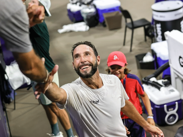 Santiago González sigue con vida en Abierto de Los Cabos