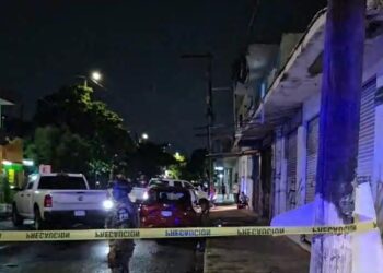 La violencia sigue en Veracruz, en esta ocasión los delincuentes matan a un médico quien se opone a que le roben su camioneta