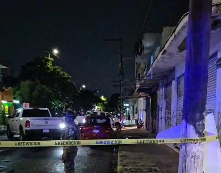 La violencia sigue en Veracruz, en esta ocasión los delincuentes matan a un médico quien se opone a que le roben su camioneta