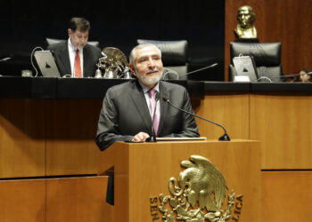 Adán Augusto en la Comisión Permanente.