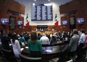 Claudia Sheinbaum recalcó que los diputados deben realizar las modificaciones correspondientes a la Ley de Amparo para evitar confusiones.