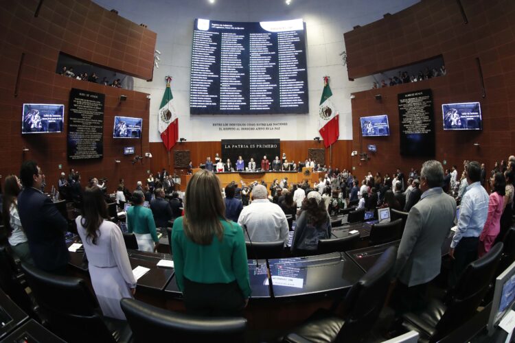Claudia Sheinbaum recalcó que los diputados deben realizar las modificaciones correspondientes a la Ley de Amparo para evitar confusiones.