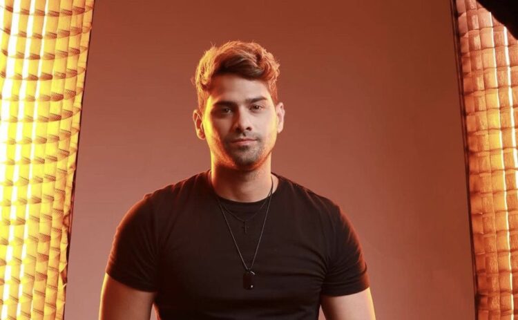 Yali Zaldívar Inicia una nueva etapa de la mano de Emilio Estefan