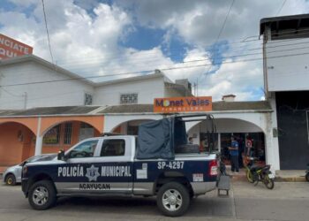 Asaltan financiera en Acayucan, Veracruz; toman de rehén a un menor de edad. Foto Especial