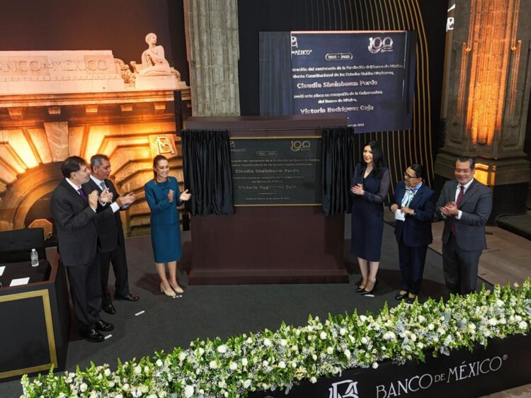 Banco de México celebra 100 años como pilar de estabilidad económica