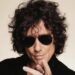 En su renacer creativo, Enrique Bunbury recibe premio especial del Latin Grammy
