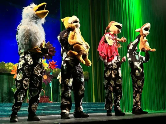 “Caperucita Roja Súper Cuento Musical” que se presenta todos los domingos en el Teatro Rafael Solana | FOTO: AMEXI