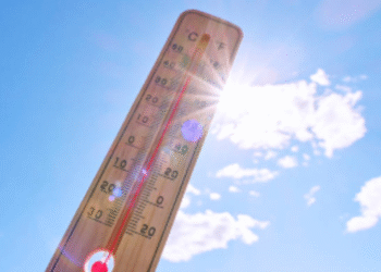 Infierno en Mexicali; llega al récord histórico de 52.7 grados durante la canícula