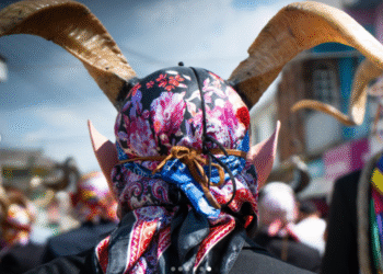 Oaxaca va contra empresa estadounidense de ropa por plagio de identidad