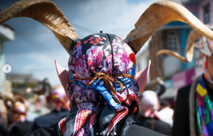 Oaxaca va contra empresa estadounidense de ropa por plagio de identidad