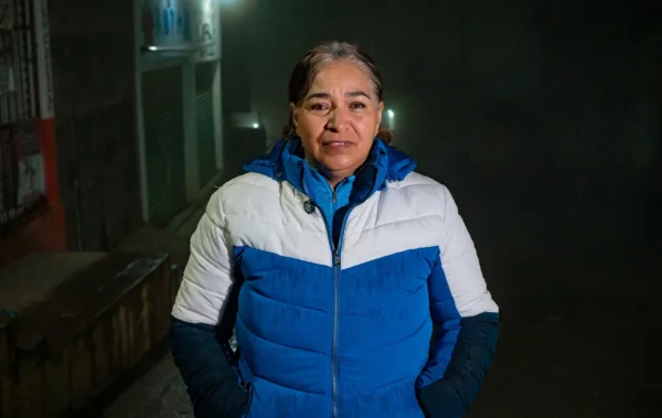 En la zona oriente del Estado de México, vecinos del lugar deciden implementar rondines comunitarios en las madrugada, informa Caritina Leal, representante de los colonos. AMEXI/FOTO/ Luis Ayala