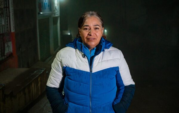 En la zona oriente del Estado de México, vecinos del lugar deciden implementar rondines comunitarios en las madrugada, informa Caritina Leal, representante de los colonos. AMEXI/FOTO/ Luis Ayala 
