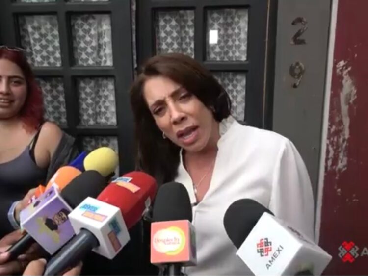 Cynthia Klitbo reza por la salud de Yolanda y le pide que no se resigne (VIDEO)