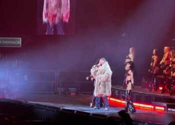 “México se escribe con M de Maluma”: El cantante conquista el Palacio de los Deportes con un show inolvidable