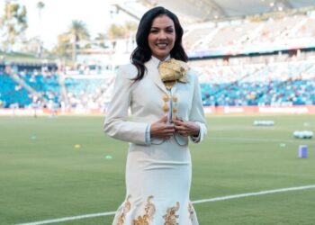 Lupita Infante lleva la Música Mexicana al espectáculo de Medio Tiempo de los LA Galaxy