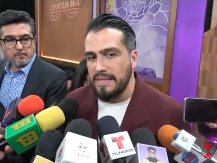 Andrés Tovar se describe con el más feliz, en su faceta de padre junto a Maite Perroni (VIDEO)